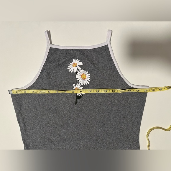 Forever21 Cami Tank Top 1X Grey with White Flower - Picture 6 of 13